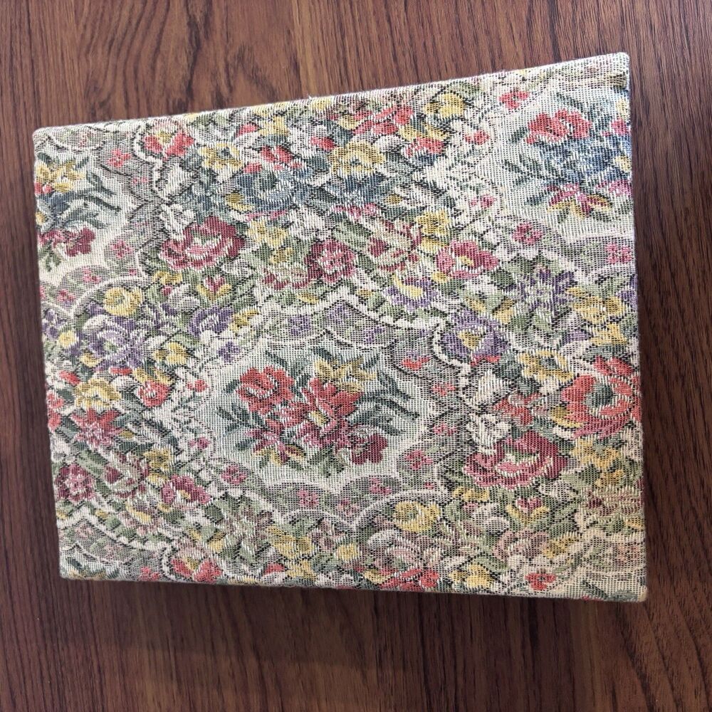 Vintage Tapestry Agenda Cover - Picture 3 of 8